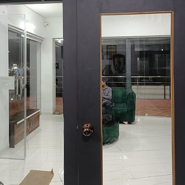 Gallery 10