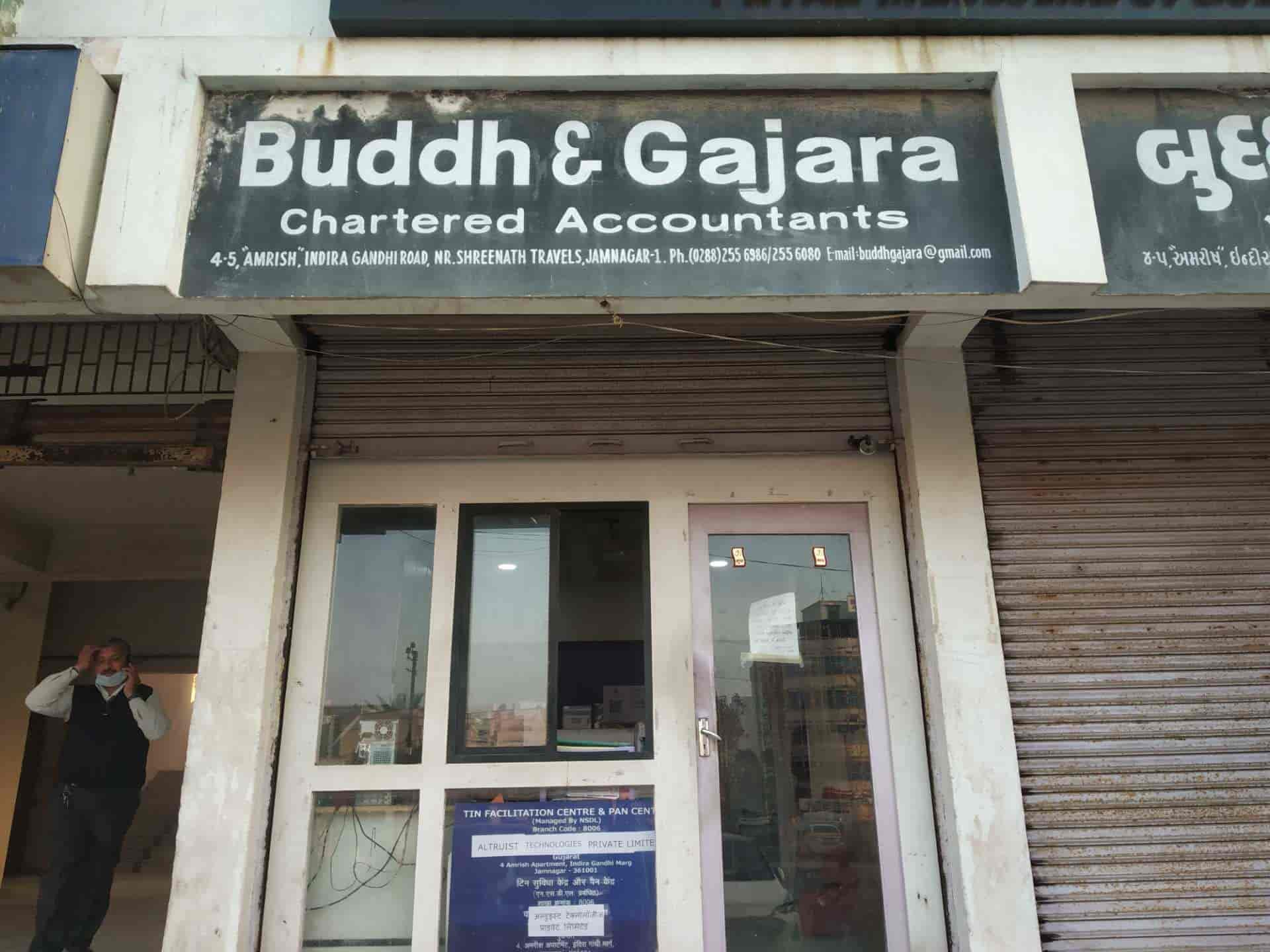 Buddh And Gajara
