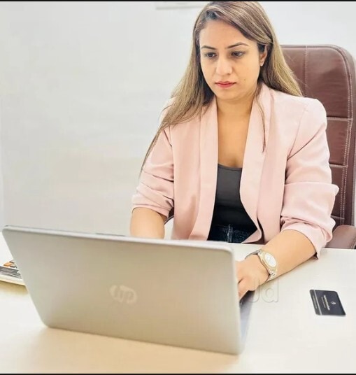 C.A Shruti Vij ( FINBIZ Education)