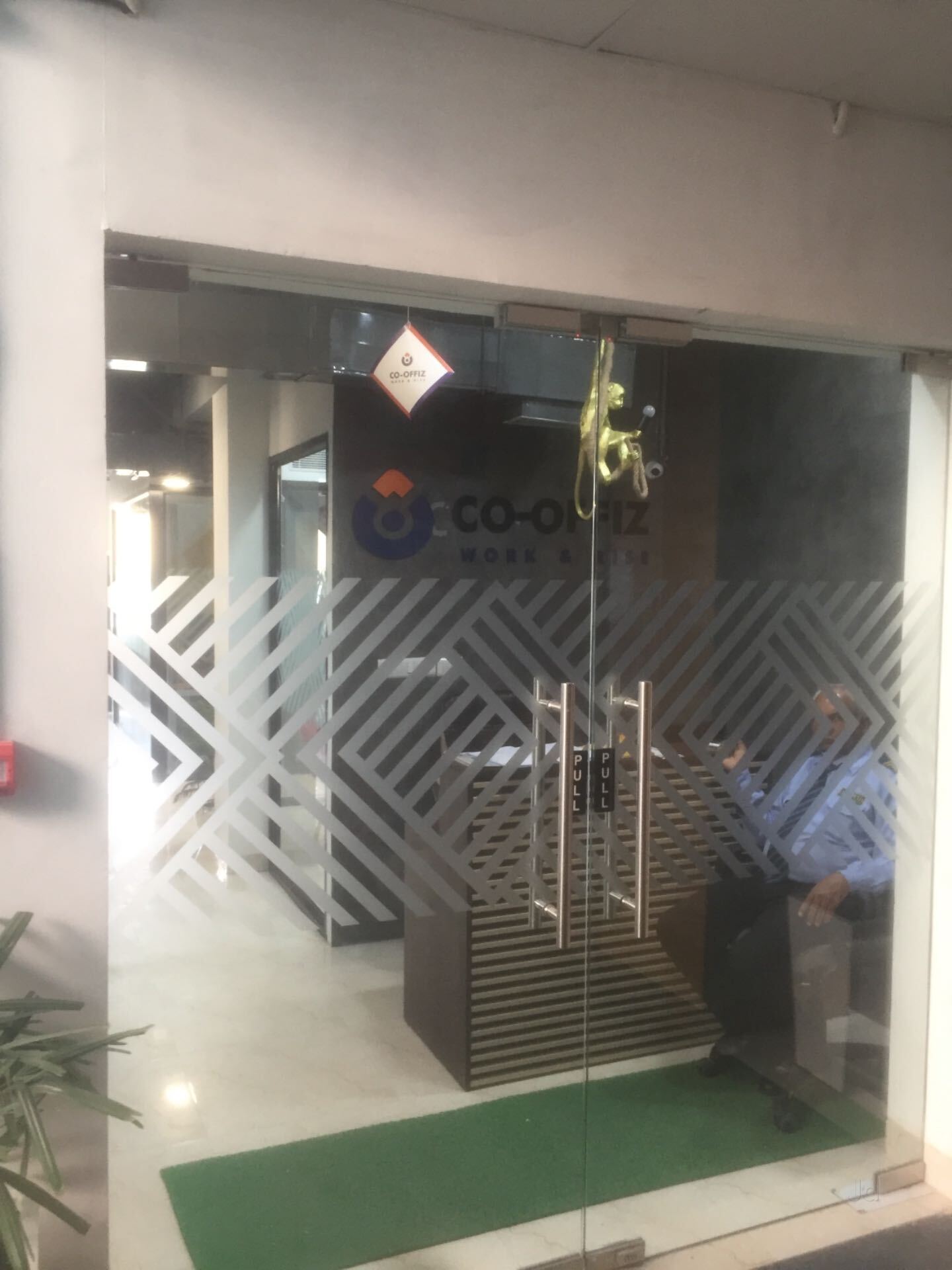 Glads Associates