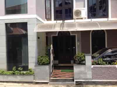 Gallery 4