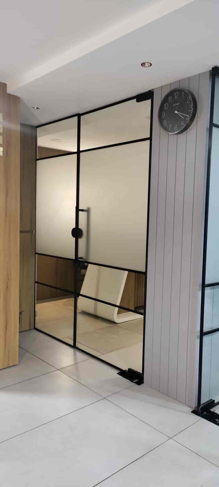 Gallery 4