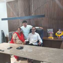 M D P & Associates
