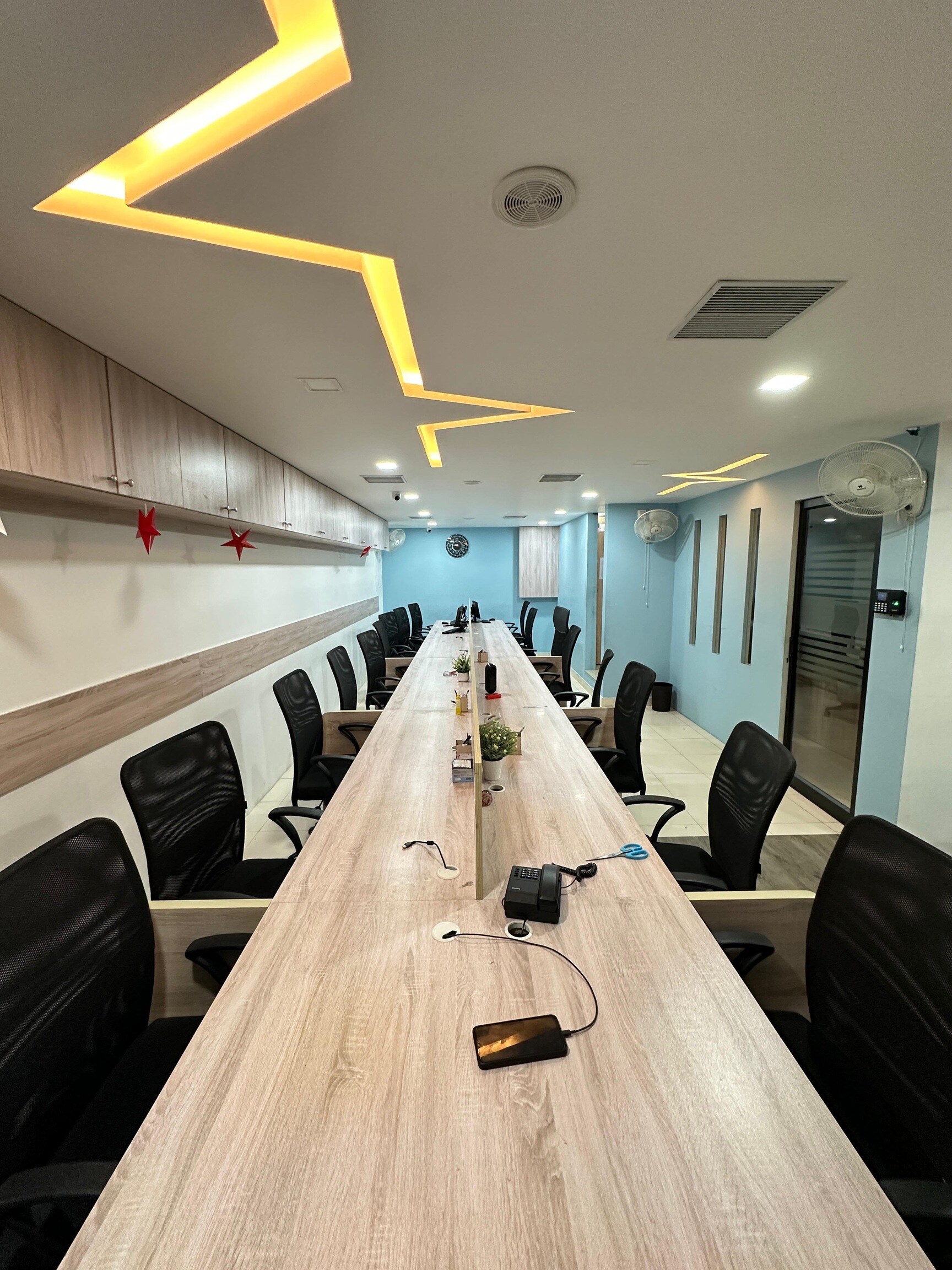 Manesh Rineesh & Associates