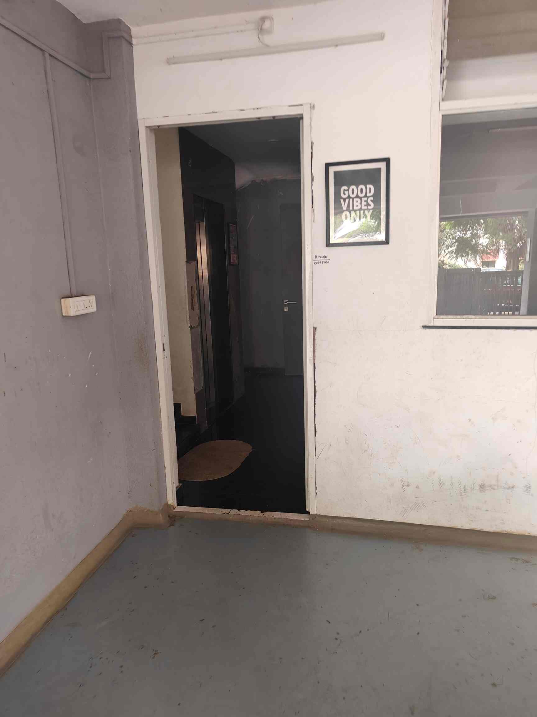 Gallery 8