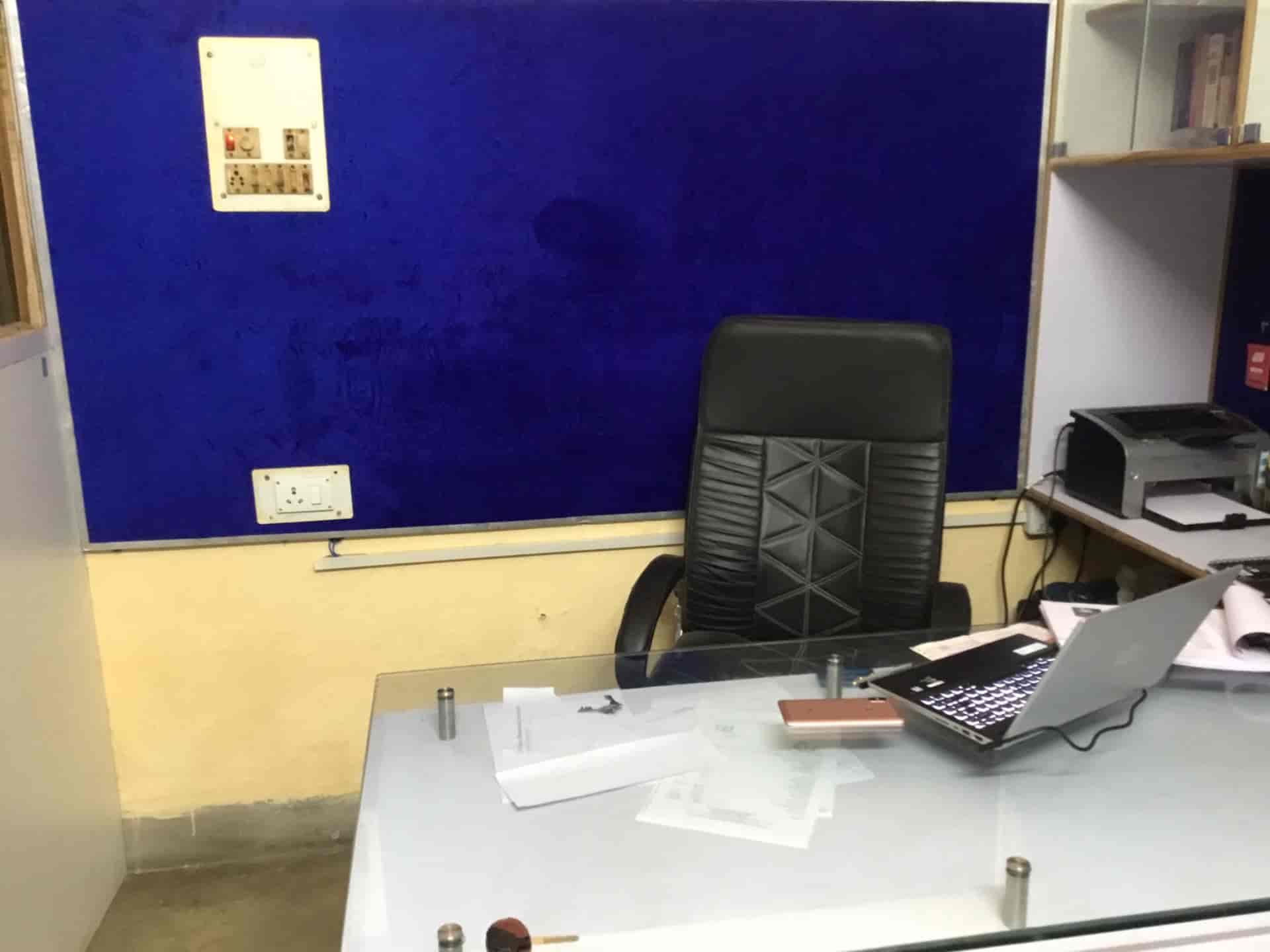 Thakur Bhuwanesh And Associates