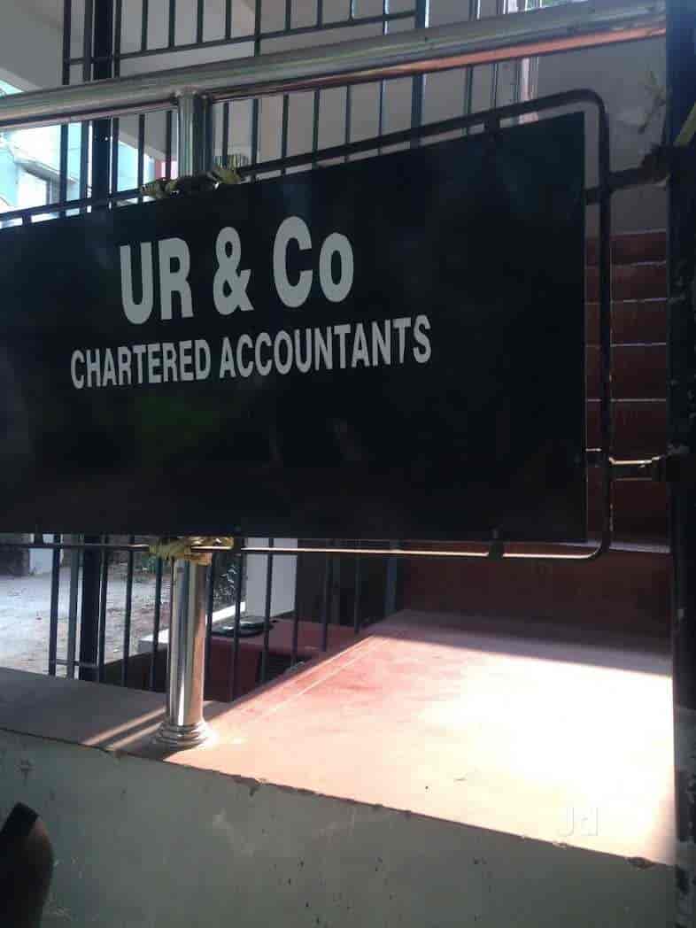 UR & Co
