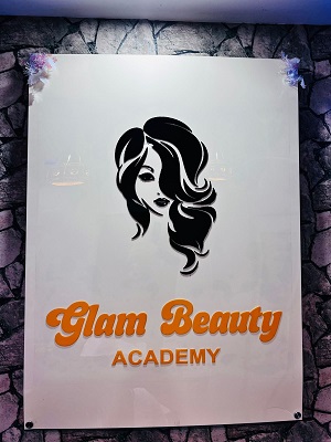 GLAM BEAUTY ACADEMY trademark artwork